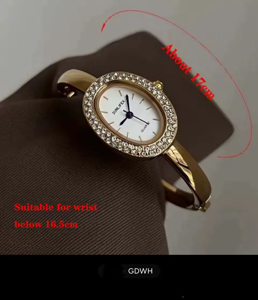 Dropshipping Berühmte Marke Uhren Frauen Diamant Verkrustete Oval Zifferblatt Quarzuhr Luxus Geschenke Armband Armbanduhr Reloj Mujer